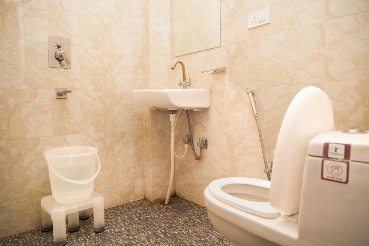 Holy Land Hotel Varanasi Luaran gambar